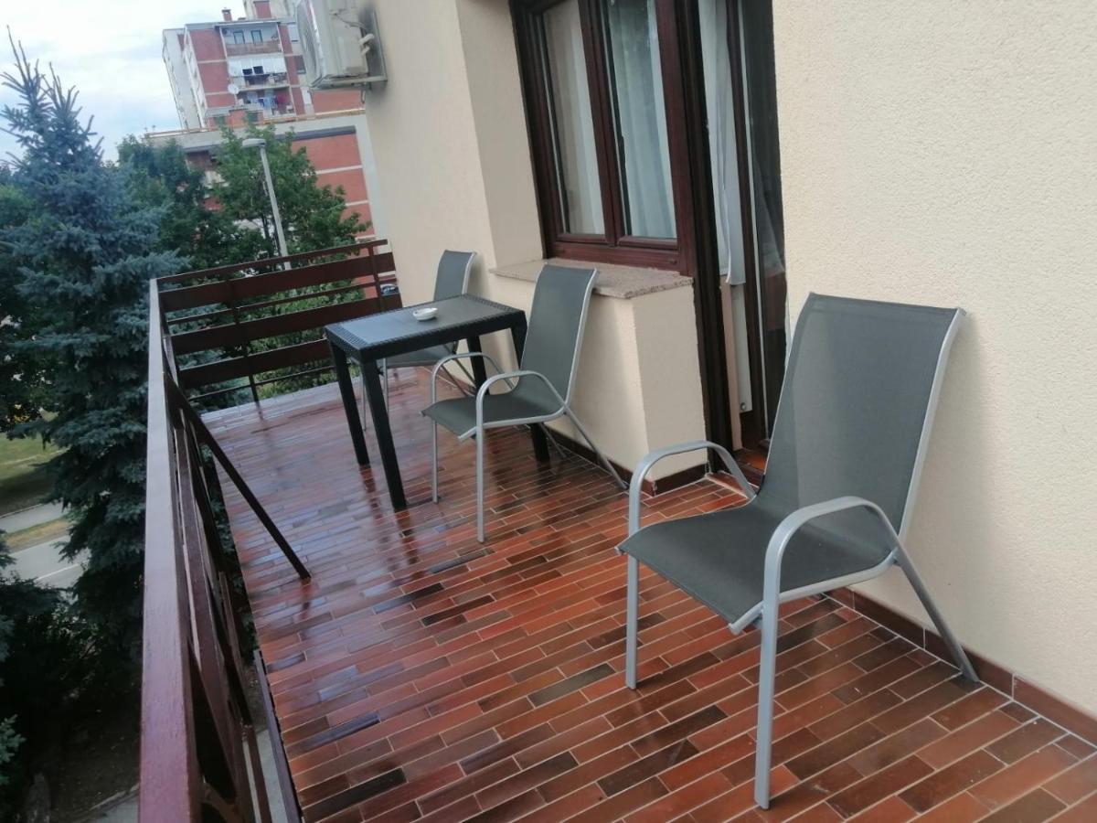 Apartments & Rooms 4 Rijeke Karlovac Exterior photo